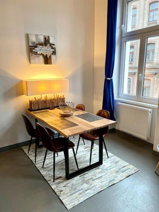 וינה Klimatisierte Sehr Zentrale Wohnung-Loftstyle- מראה חיצוני תמונה