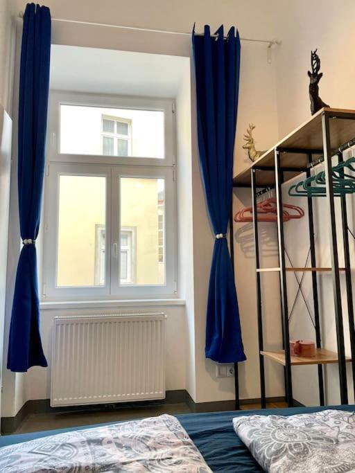 וינה Klimatisierte Sehr Zentrale Wohnung-Loftstyle- מראה חיצוני תמונה